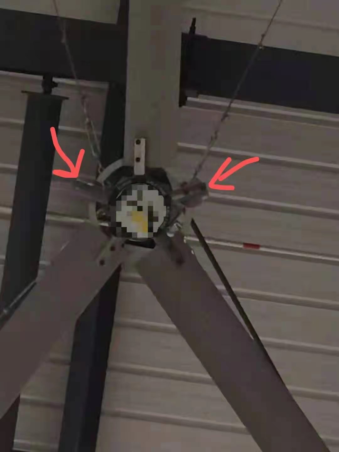 其他品牌工业大风扇扇叶折断